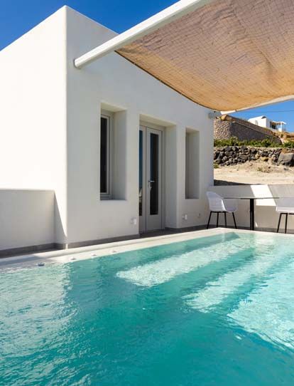 SERAPIAS SUITES, </br>ΕΞΩ ΓΩΝΙΑ, ΣΑΝΤΟΡΙΝΗ